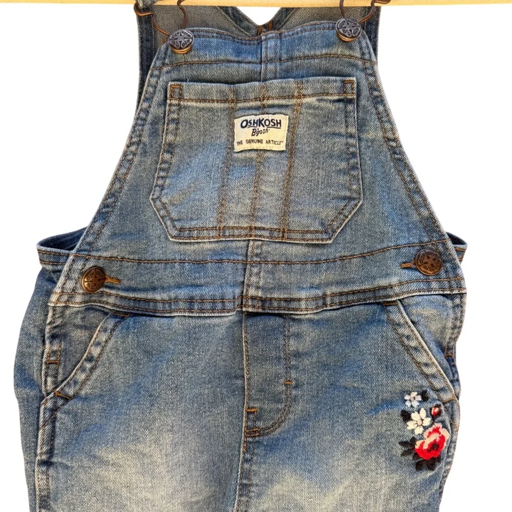 OshGosh B'Gosh Bib Overalls Girls 3T Floral Embroidered Jeans‎ Kids